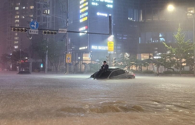 폭우강남사진2.jpg